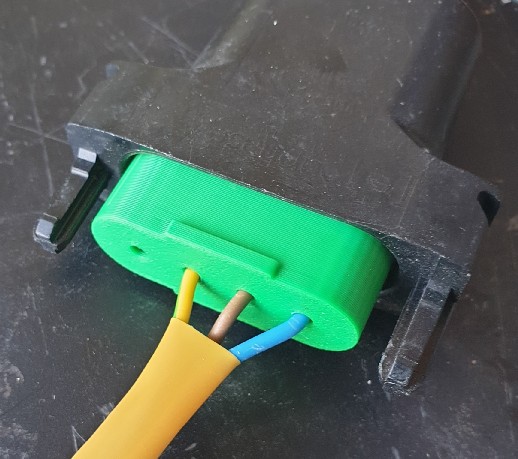Guytec.com Enphase socket installed