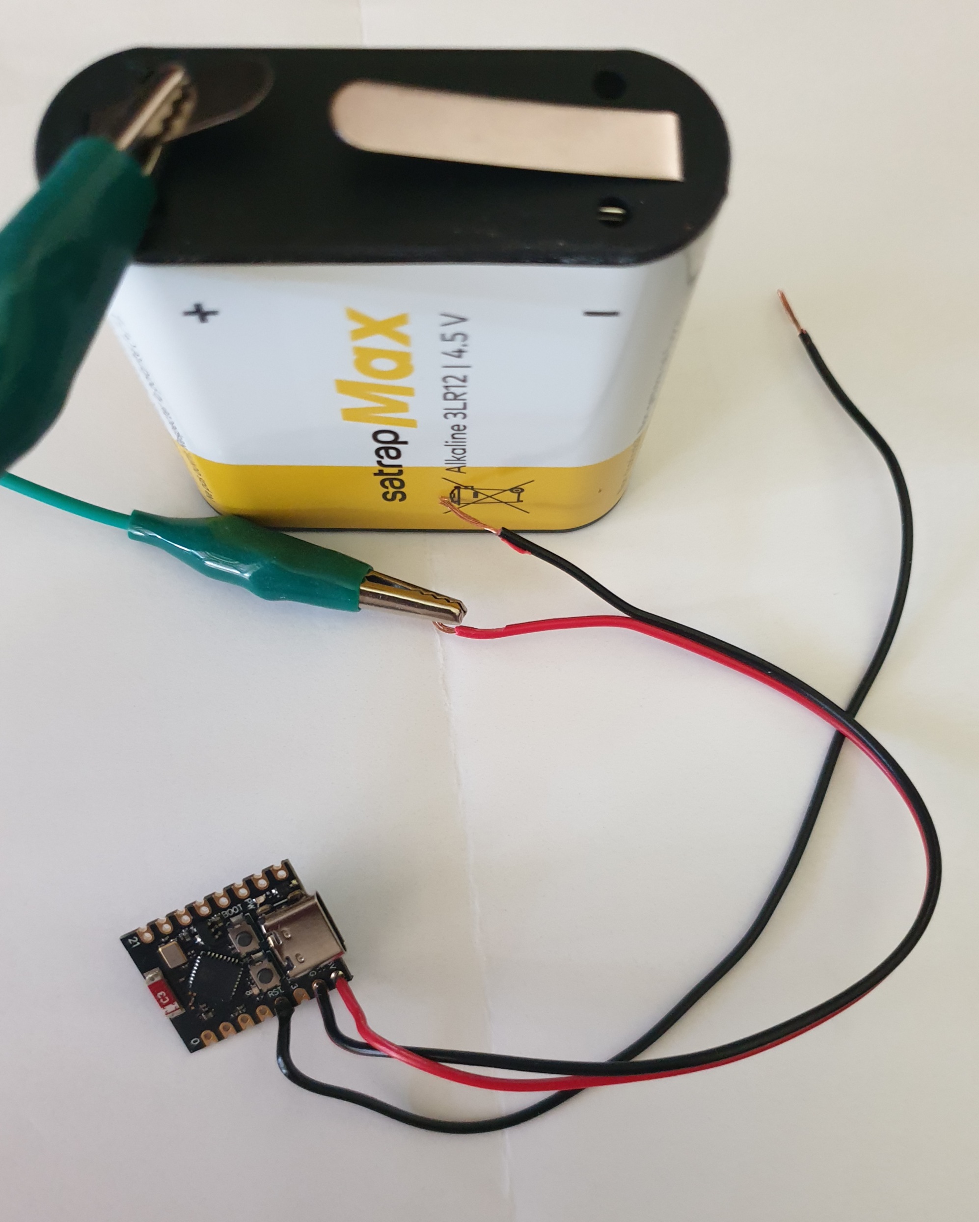 GuyTec.Com ESP32 C3 Mini Battery connection